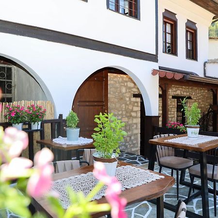 Ador Boutique Hotel Μπεράτ Εξωτερικό φωτογραφία