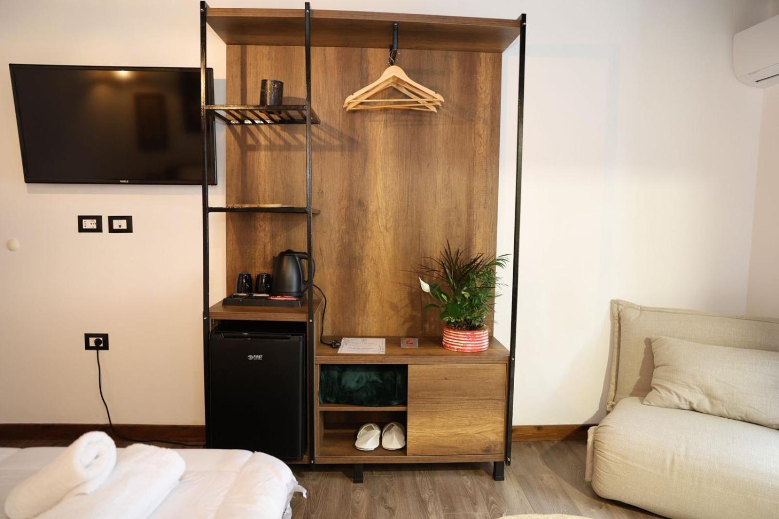 Ador Boutique Hotel Μπεράτ Εξωτερικό φωτογραφία